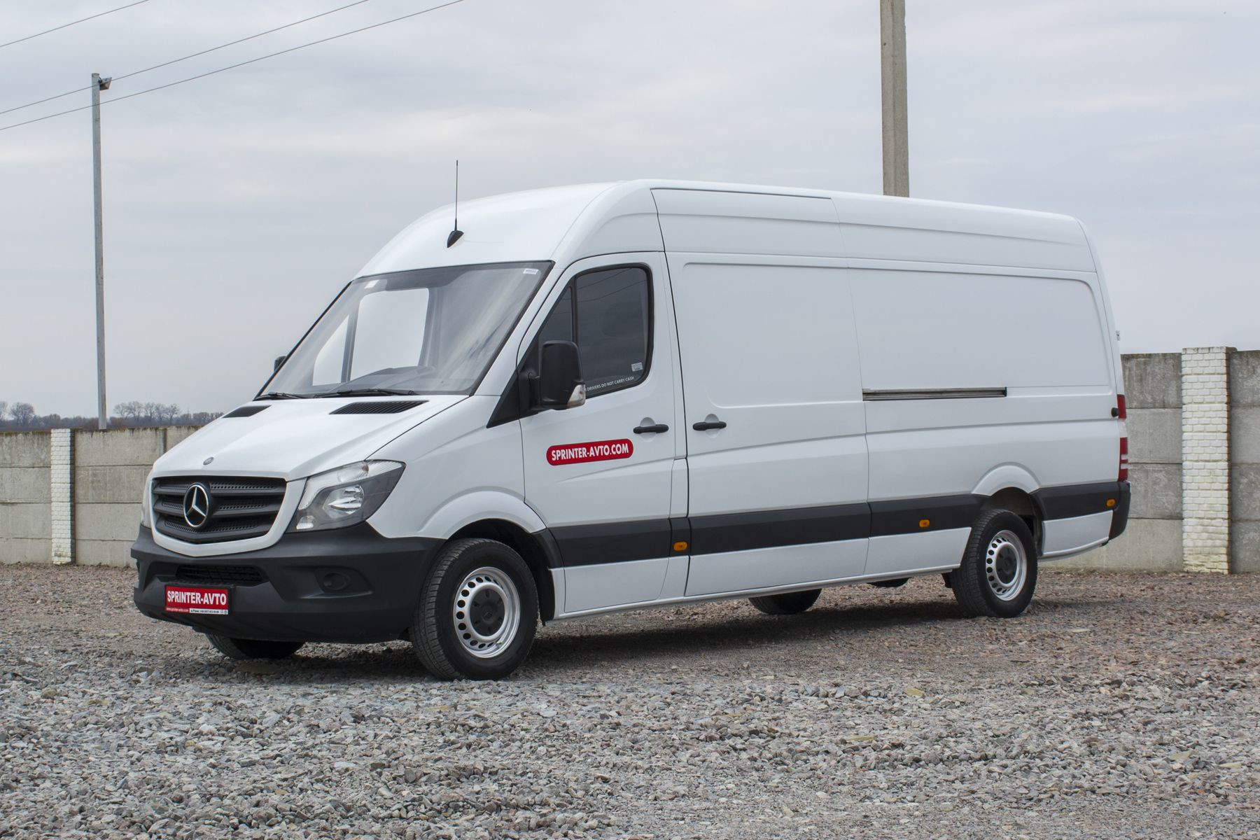 Цільнометалевий фургон Mercedes Sprinter 313